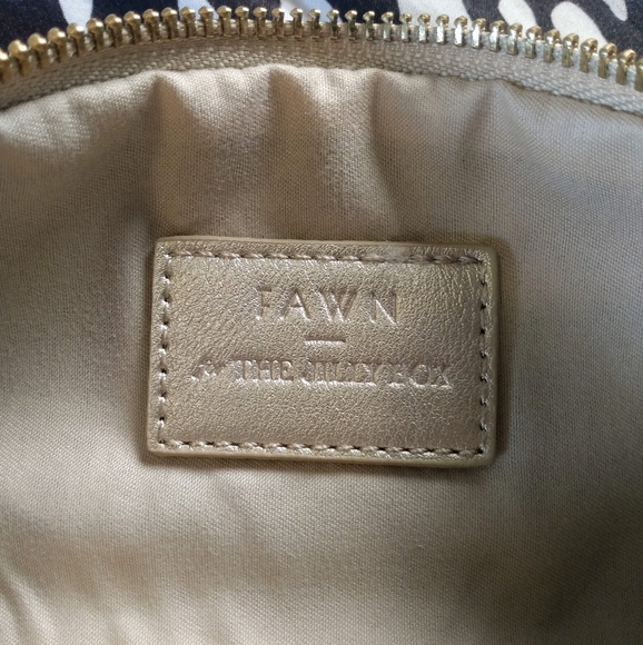 ⚜️Fawn for the Jilly Box | gold clutch⚜️ - Picture 10 of 11